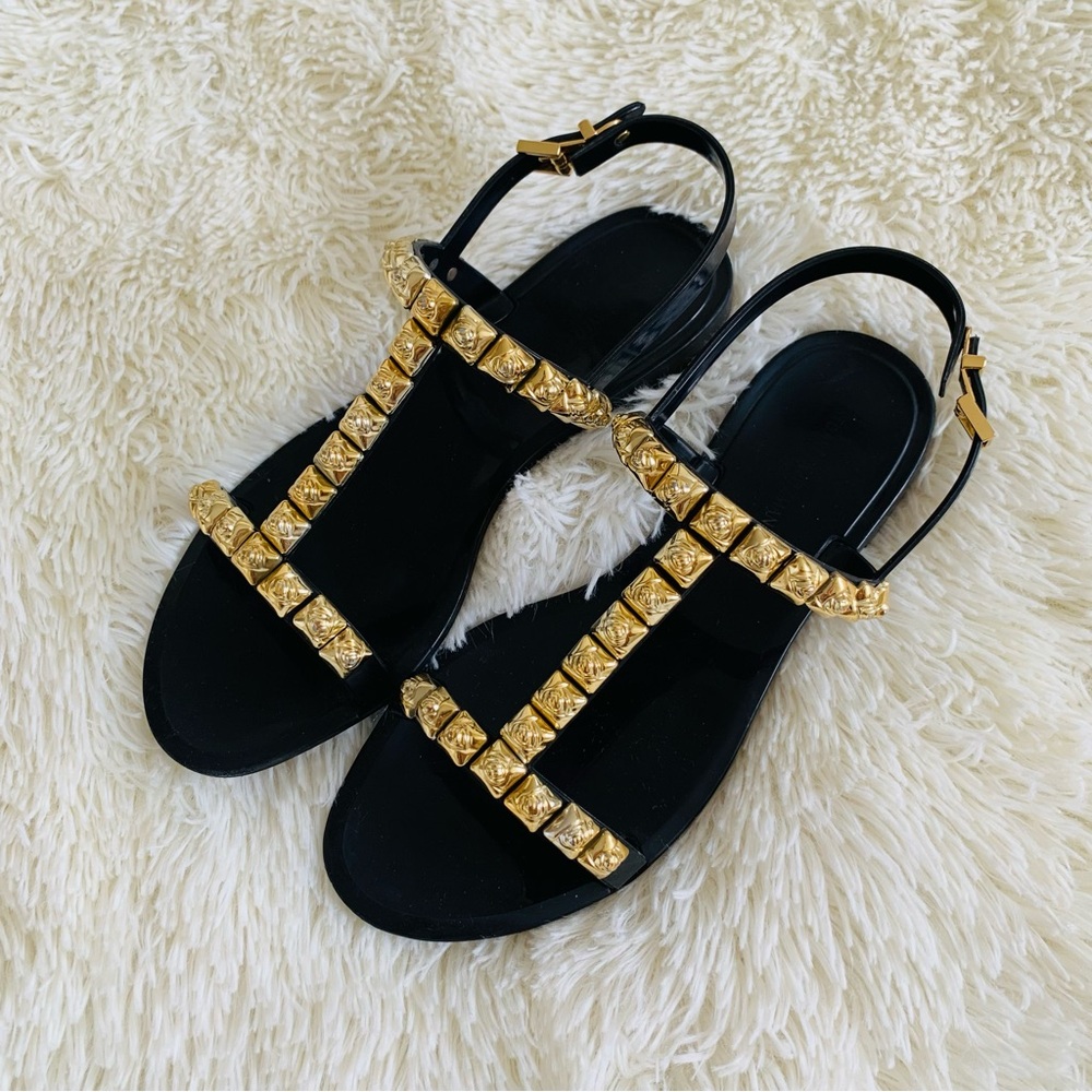 Stuart Weitzman The Jelrose Sandal size 7